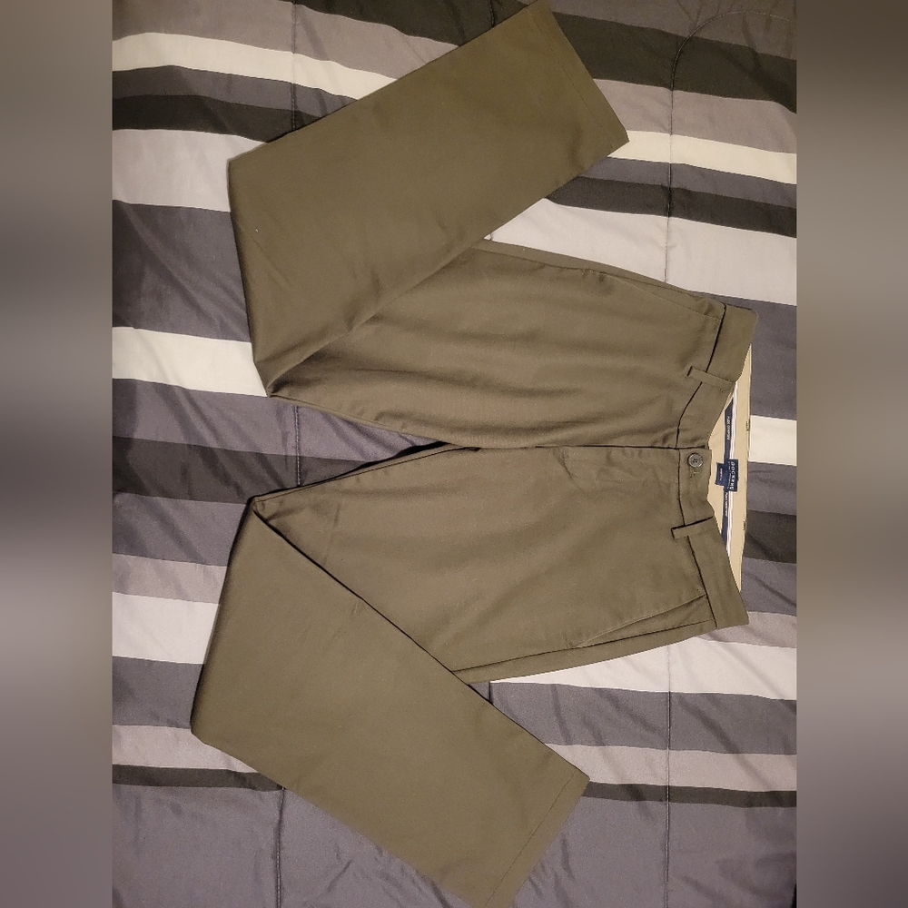 Dockers Athletic Fit Khakis 29x32